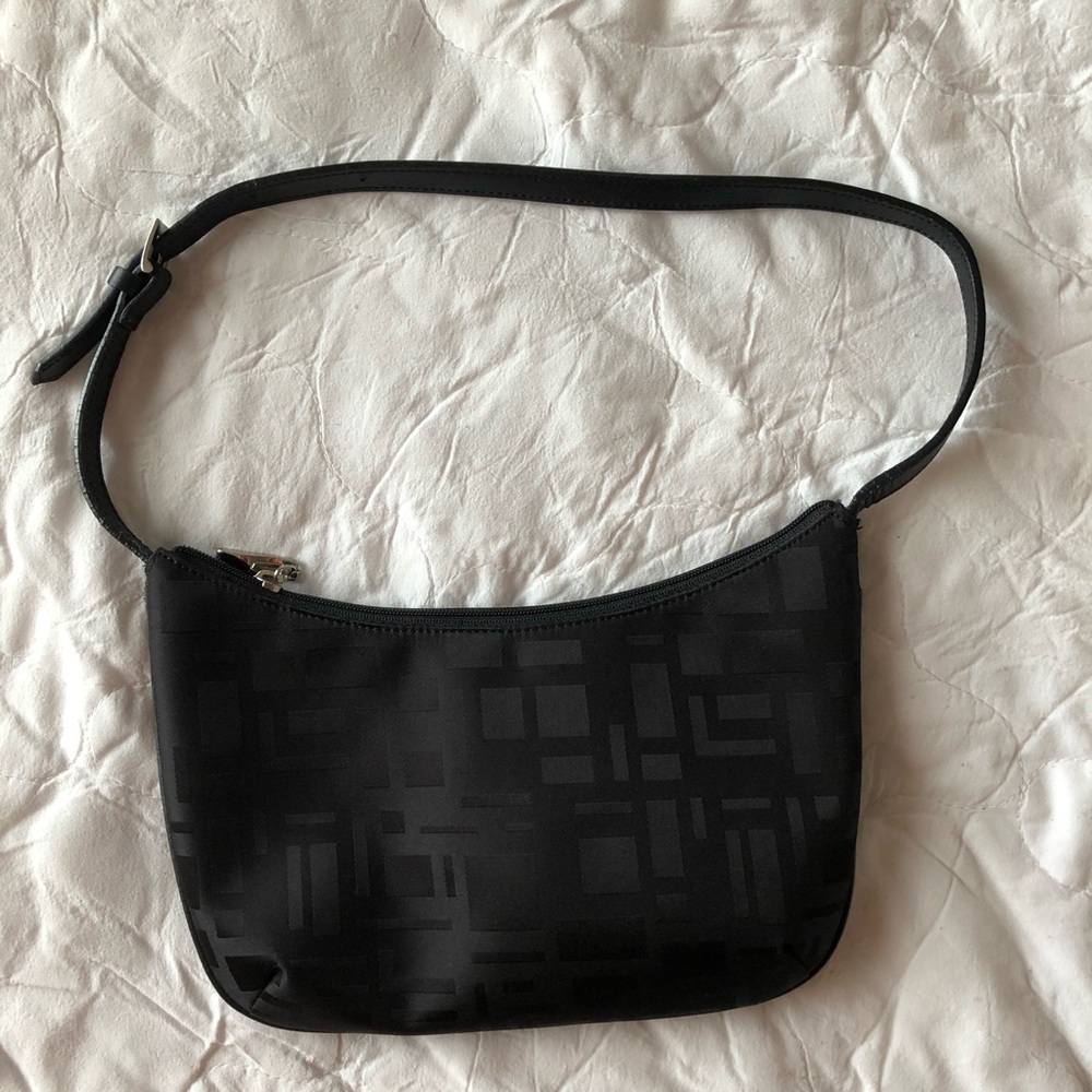 BLACK SOFT UNDERARM BAG